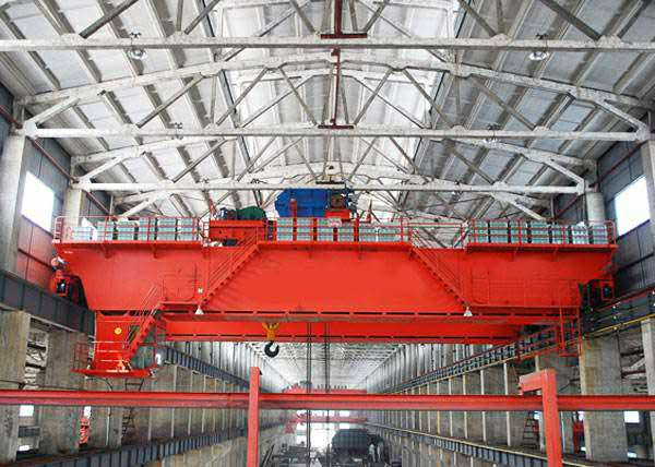 QD型電動(dòng)雙梁橋式起重機(jī)